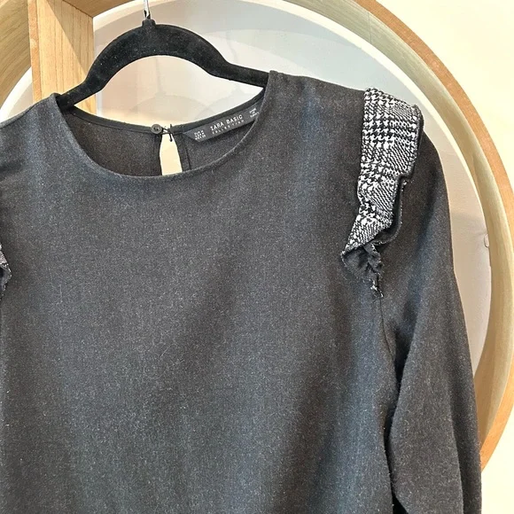 Zara Basic Ruffled Top - Picture 2 of 5